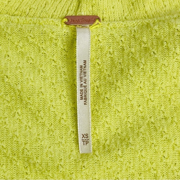 Free people deep v neck crop top ruffle button up lime green yellow size XS - Picture 3 of 8